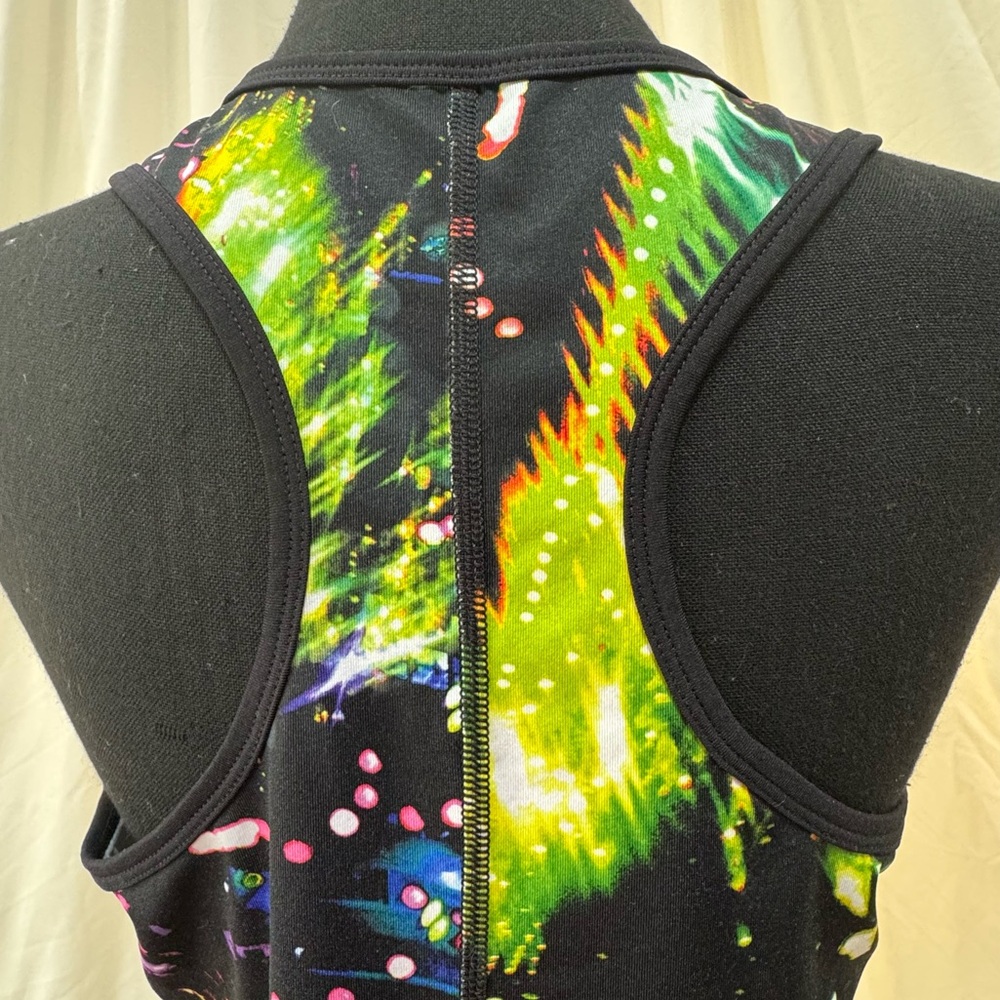 FILA Racerback Tank Top, Vibrant Blurred City Scene - Picture 5 of 7